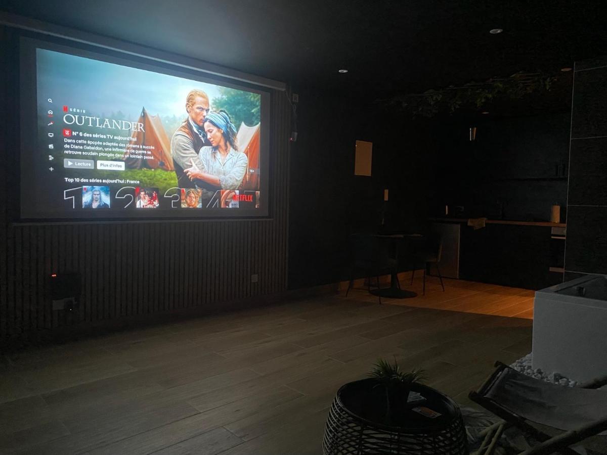 Junglia Suite - Spa & Cine Bourg-en-Bresse Exterior photo